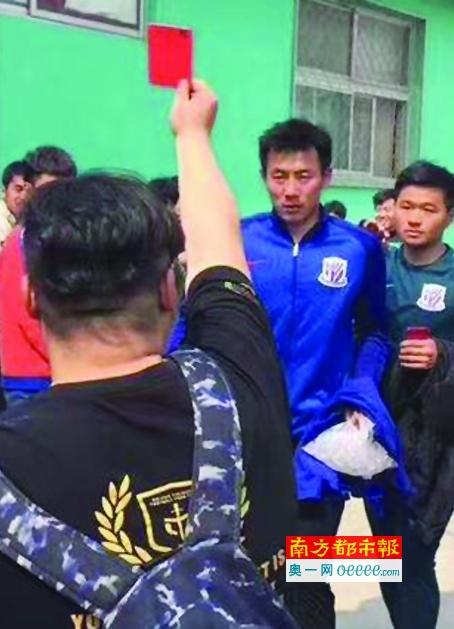 男同体育生乱yin高h肉汁